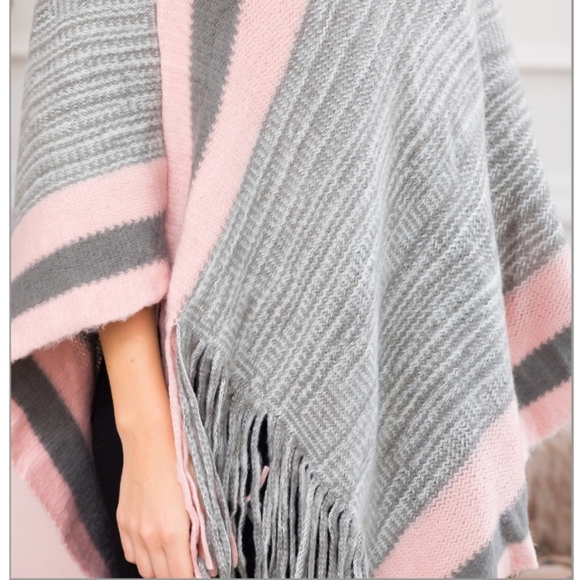 Pink&Grey Turtleneck Poncho Shawl with fringe - Picture 4 of 6